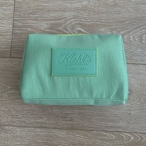 Kiehl’s green bag
